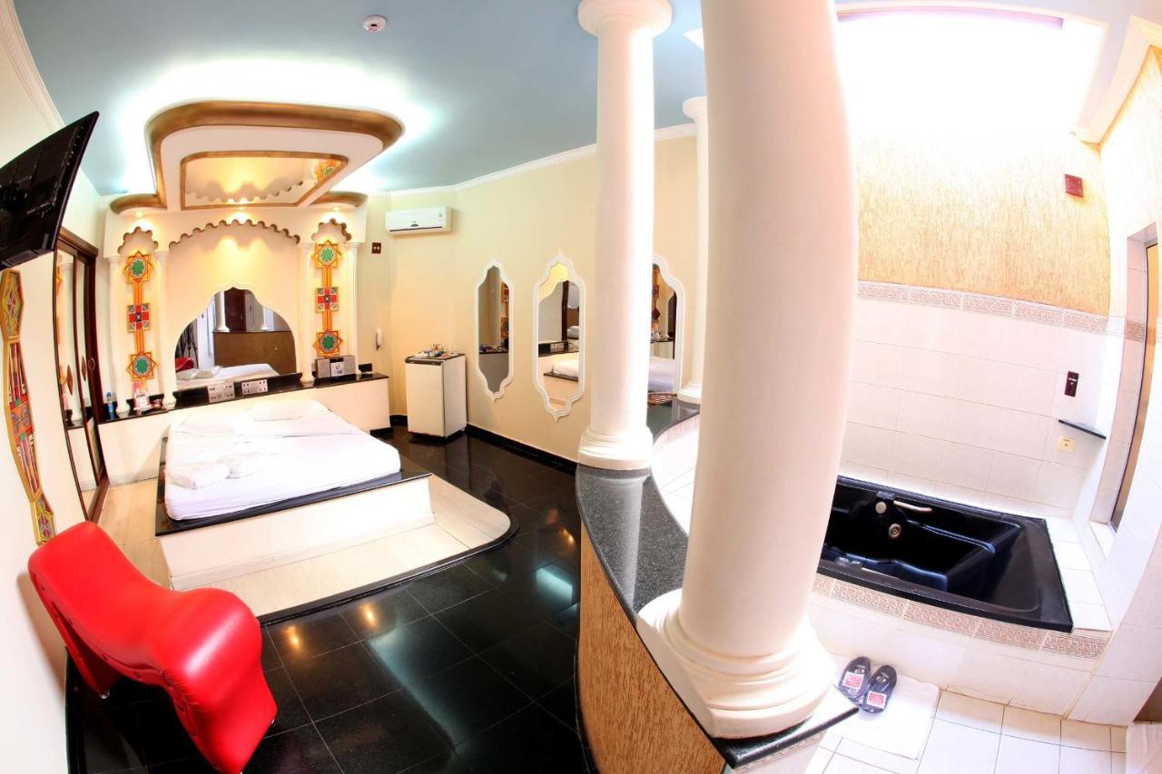 Pôrto Ferreira Hotel & Motel Le Baron (Adults Only) חדר תמונה