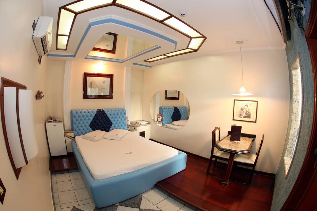 Pôrto Ferreira Hotel & Motel Le Baron (Adults Only) חדר תמונה