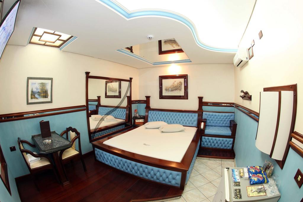 Pôrto Ferreira Hotel & Motel Le Baron (Adults Only) חדר תמונה