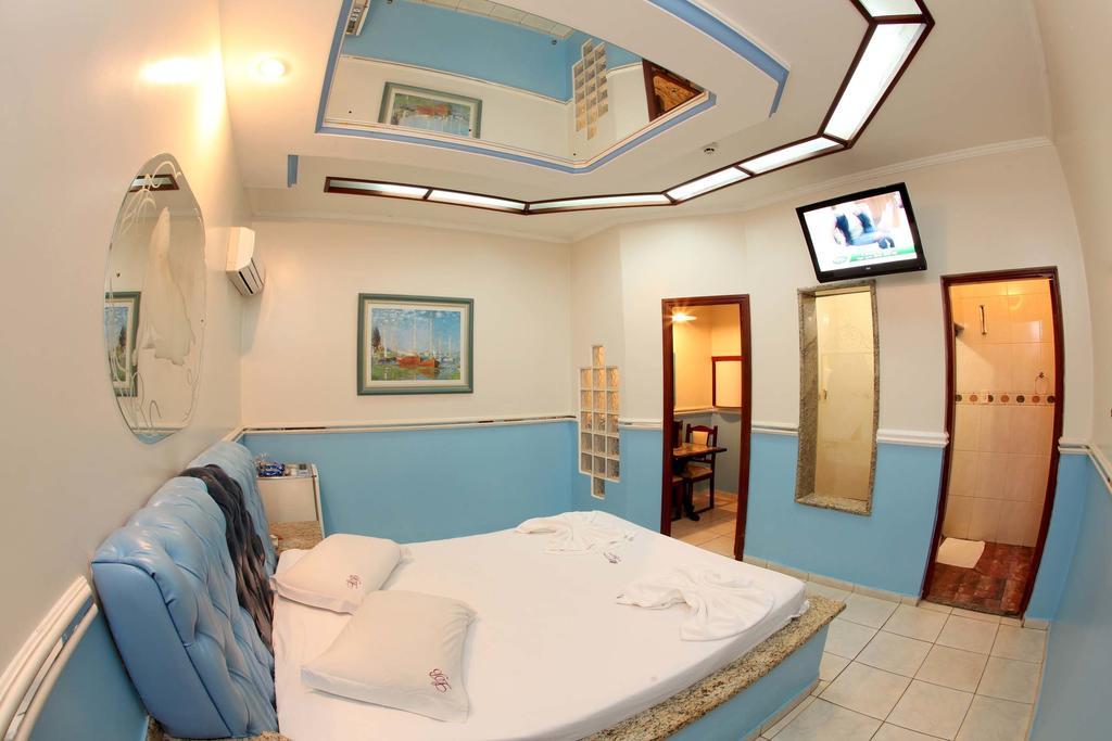 Pôrto Ferreira Hotel & Motel Le Baron (Adults Only) חדר תמונה